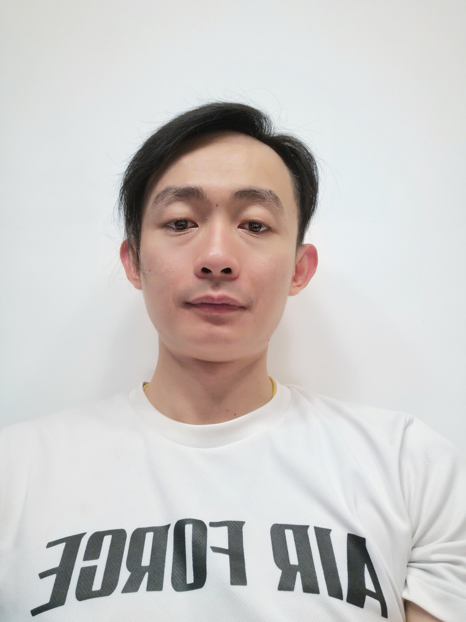 Low Yuxing